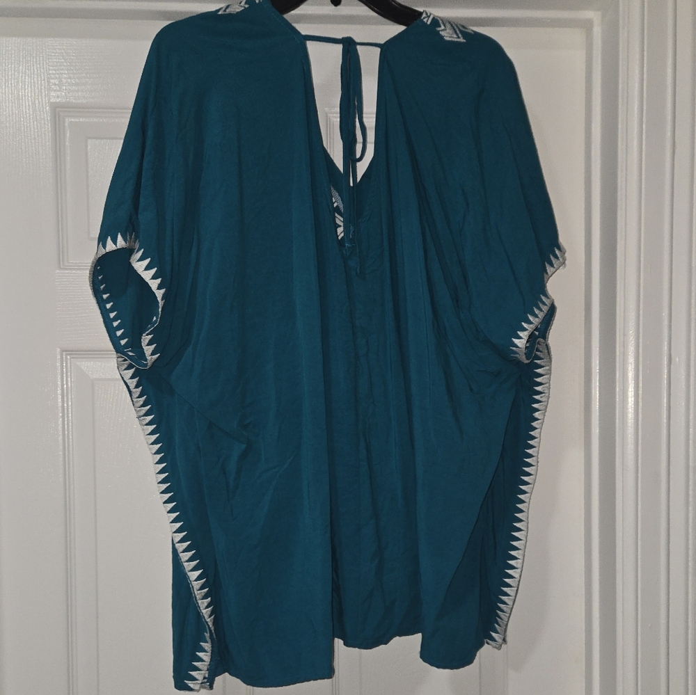 Tunic - Picture 3 of 3